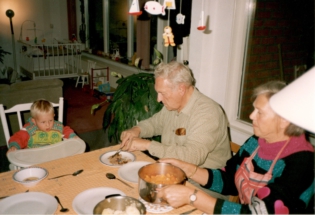 Opa en Oma Berendse met Sanne
